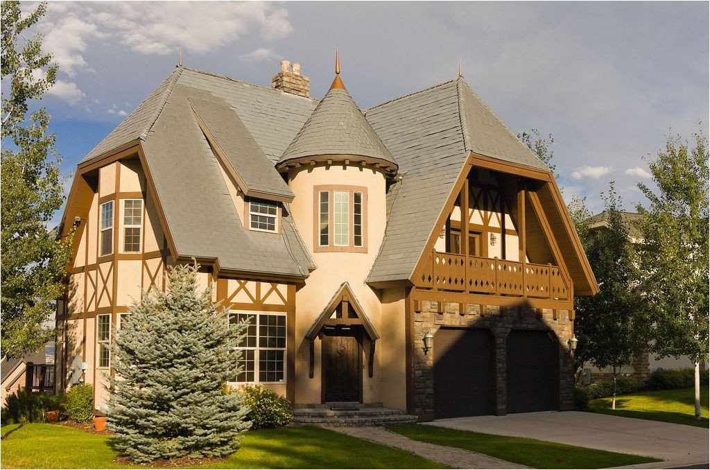 Castle Style Home Plans 20 Tudor Style Homes to Swoon Over Castle Style Home Plans 20 Tudor Style Homes to Swoon Over