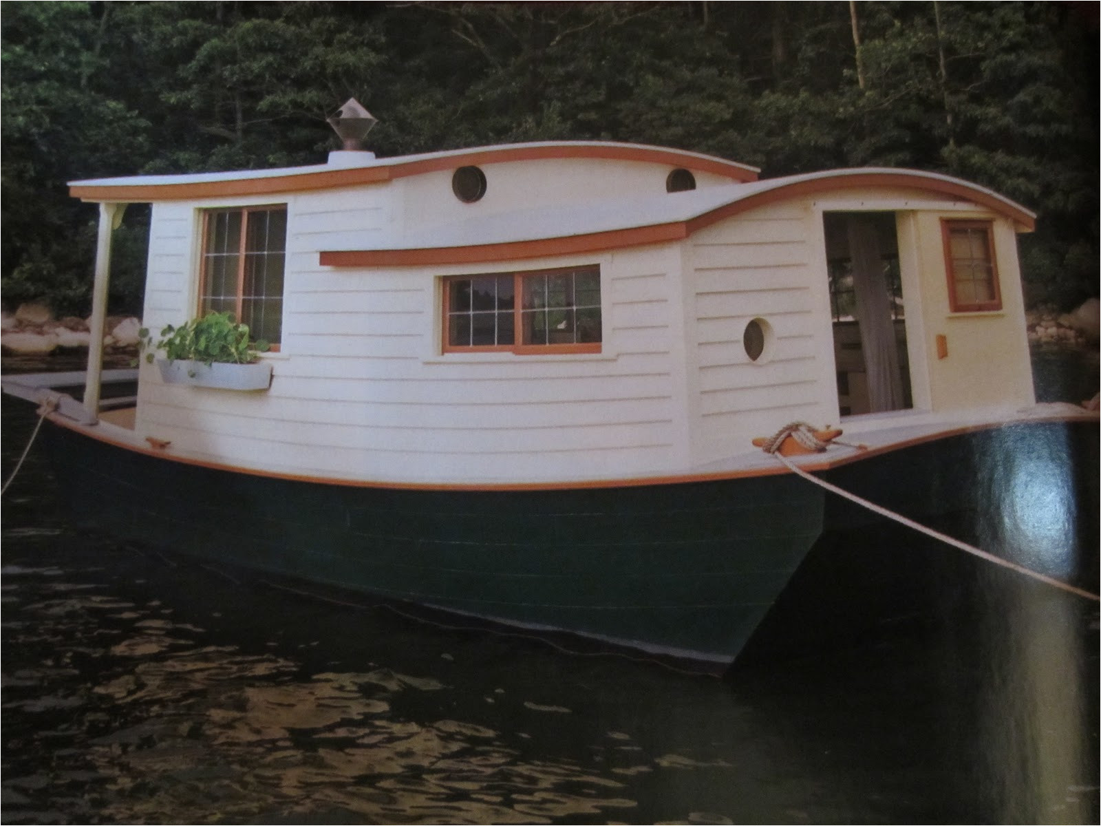 Home Built Boat Plans An Unbelievable Shantyboat Houseboat In Wooden Boat Home Built Boat Plans An Unbelievable Shantyboat Houseboat In Wooden Boat