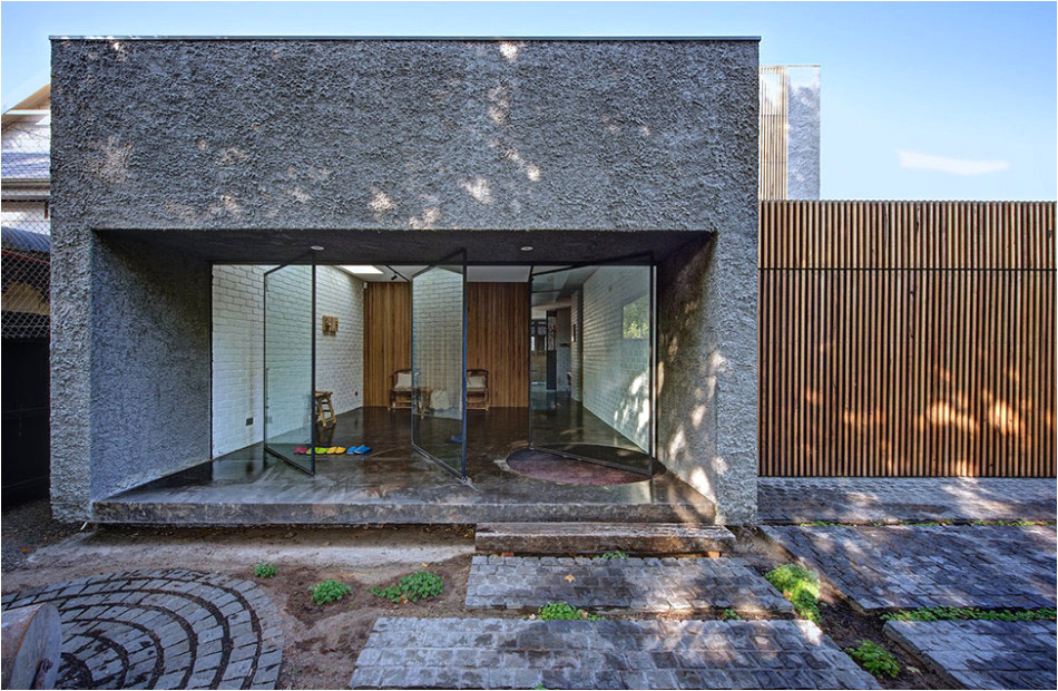 House Plans with Window Walls Minimalist House with Pivoting Wall and Unusual Details House Plans with Window Walls Minimalist House with Pivoting Wall and Unusual Details