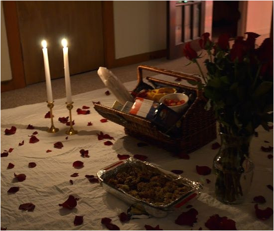 Plan A Romantic Night for Him at Home Best 25 Indoor Picnic Ideas On Pinterest Romantic Night