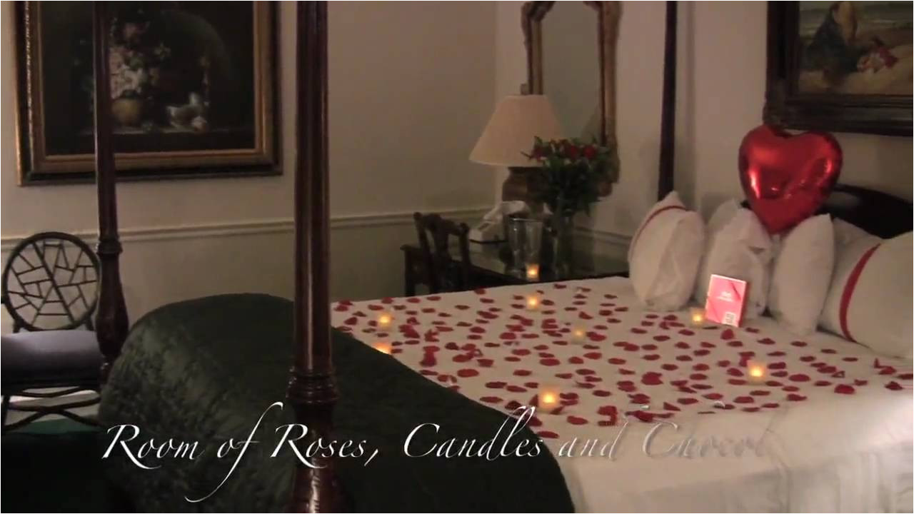 Plan A Romantic Night for Him at Home Decorate A Romantic Hotel Room Romantic Room Designs