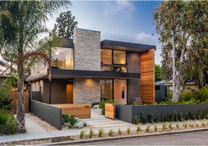 California Contemporary Home Plans A New Contemporary Home Arrives On This Street In Venice