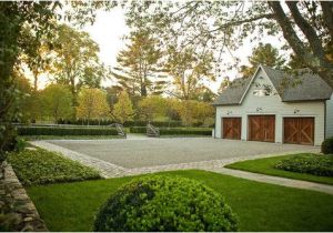 Courtyard Driveway House Plans Perfect Carriage House with Courtyard Plenty Of Parking