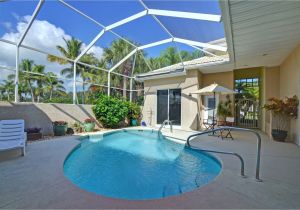 Courtyard Pool Home Plans Photos Hgtv Spanish Style Home Wraps Around Pool Clipgoo