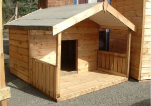 Dog House with Porch Plans Timber Dog Kennel with Its Own Porch for the Dogs