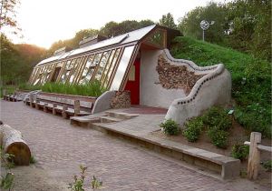 Earthship Homes Plans This Guy Created A Step by Step Guide to Creating Your Own