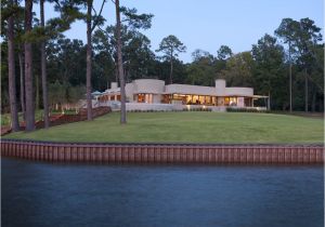 Frank Lloyd Wright Inspired Home Plans Frank Lloyd Wright Inspired Lake House Design Boasting