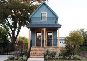 Hgtv Fixer Upper House Plans Fixer Upper Takes On A Vintage Tiny House Hgtv 39 S Fixer