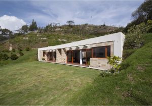 House Plans On A Hill Casa Una Planta Moderna Con Techo Verde House Plans On A Hill Casa Una Planta Moderna Con Techo Verde