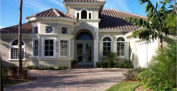 Mediterranean Style Home Plans Mediterranean Home Design with Cream Wall Paint Color