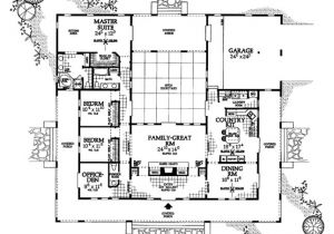 U Shaped Ranch Style Home Plans Plano De Casa Grande Con Galerias